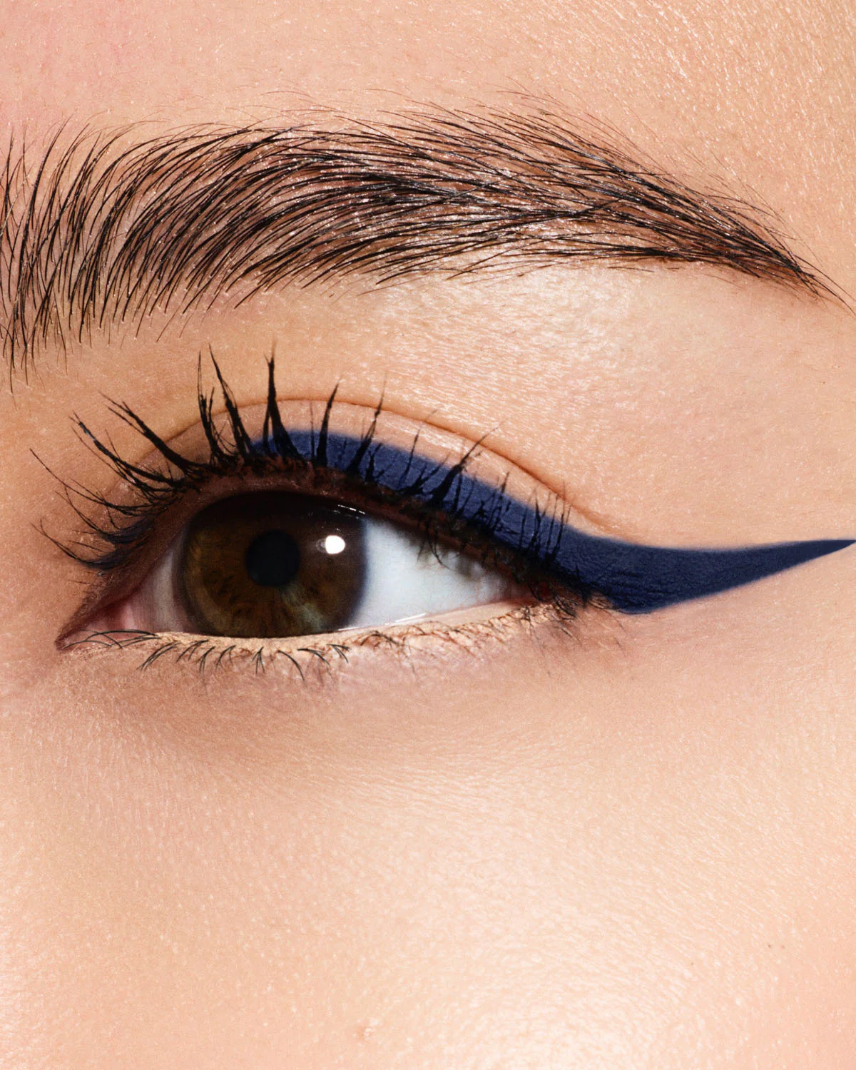 Fine Linez Lash Line-Enhancing Eyeliner — The Navy - Image 2