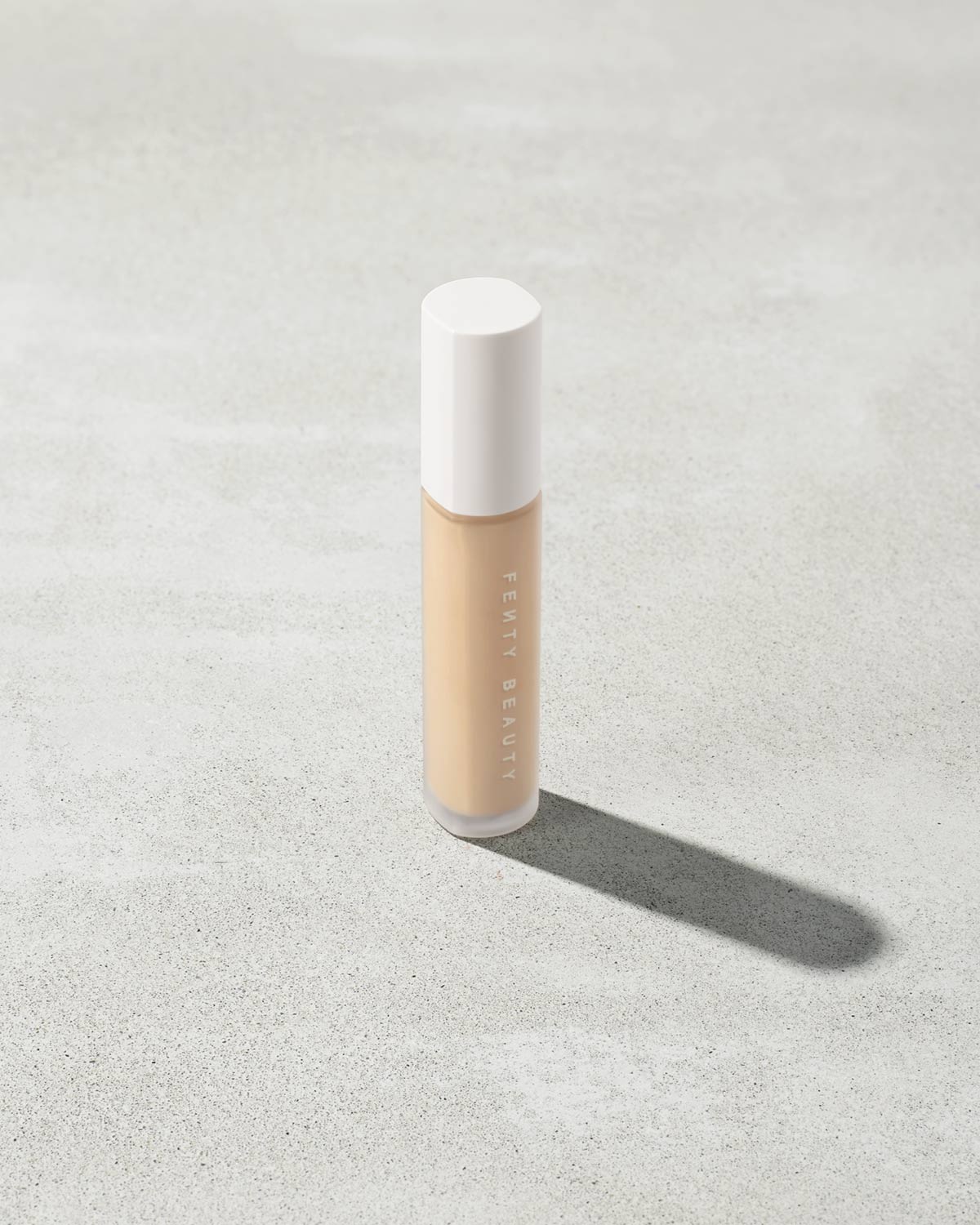 Pro Filt'r Instant Retouch Concealer — #180 - Image 9