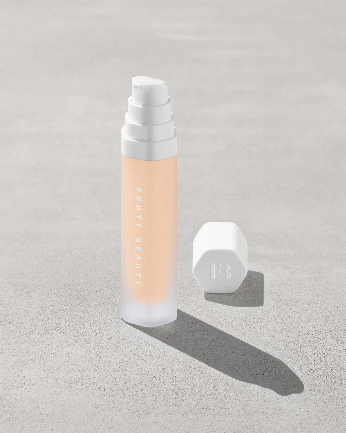 Soft'lit Naturally Luminous Longwear Foundation — 160