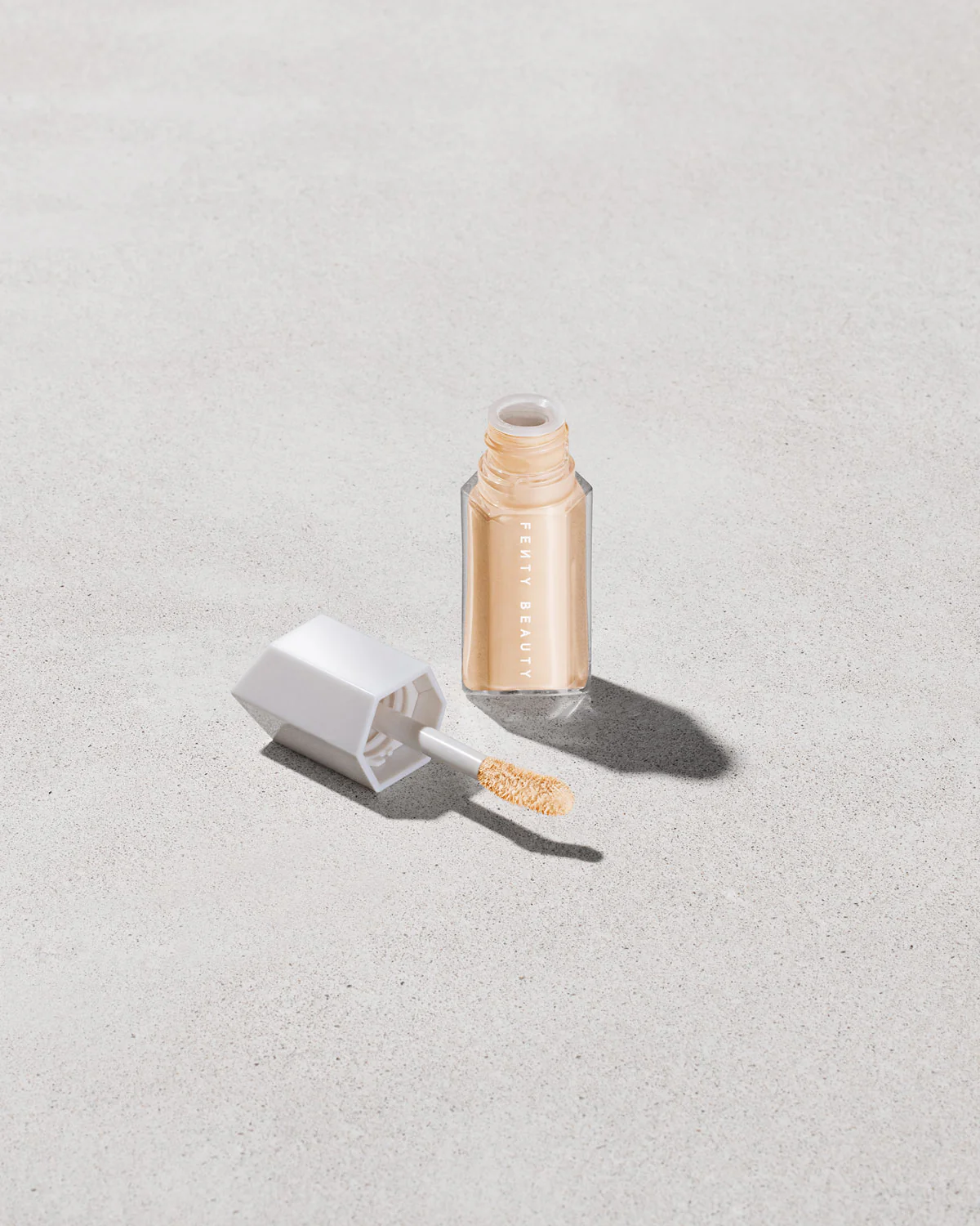 We're Even Mini Hydrating Longwear Concealer — 185C